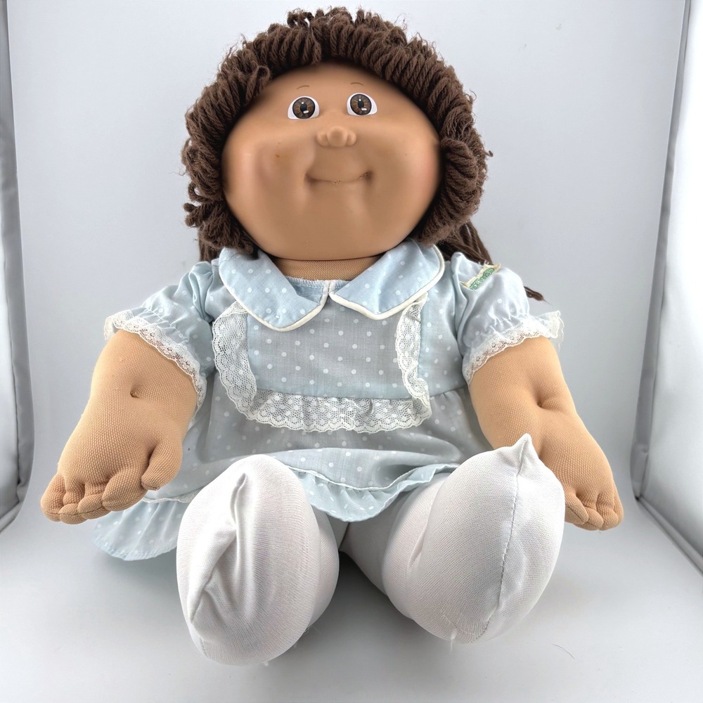 Vintage 1982 Cabbage Patch Kids Doll Coleco Brown Yarn Hair Blue Polka Dot Dress